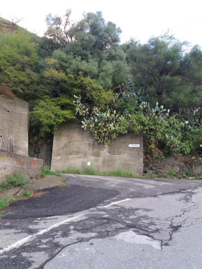 Le Stelle Di Casa Leonardo Villa คาสเตลโมลา ภายนอก รูปภาพ
