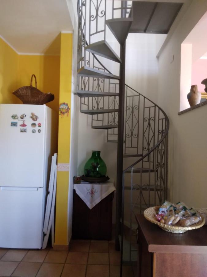 Le Stelle Di Casa Leonardo Villa คาสเตลโมลา ภายนอก รูปภาพ